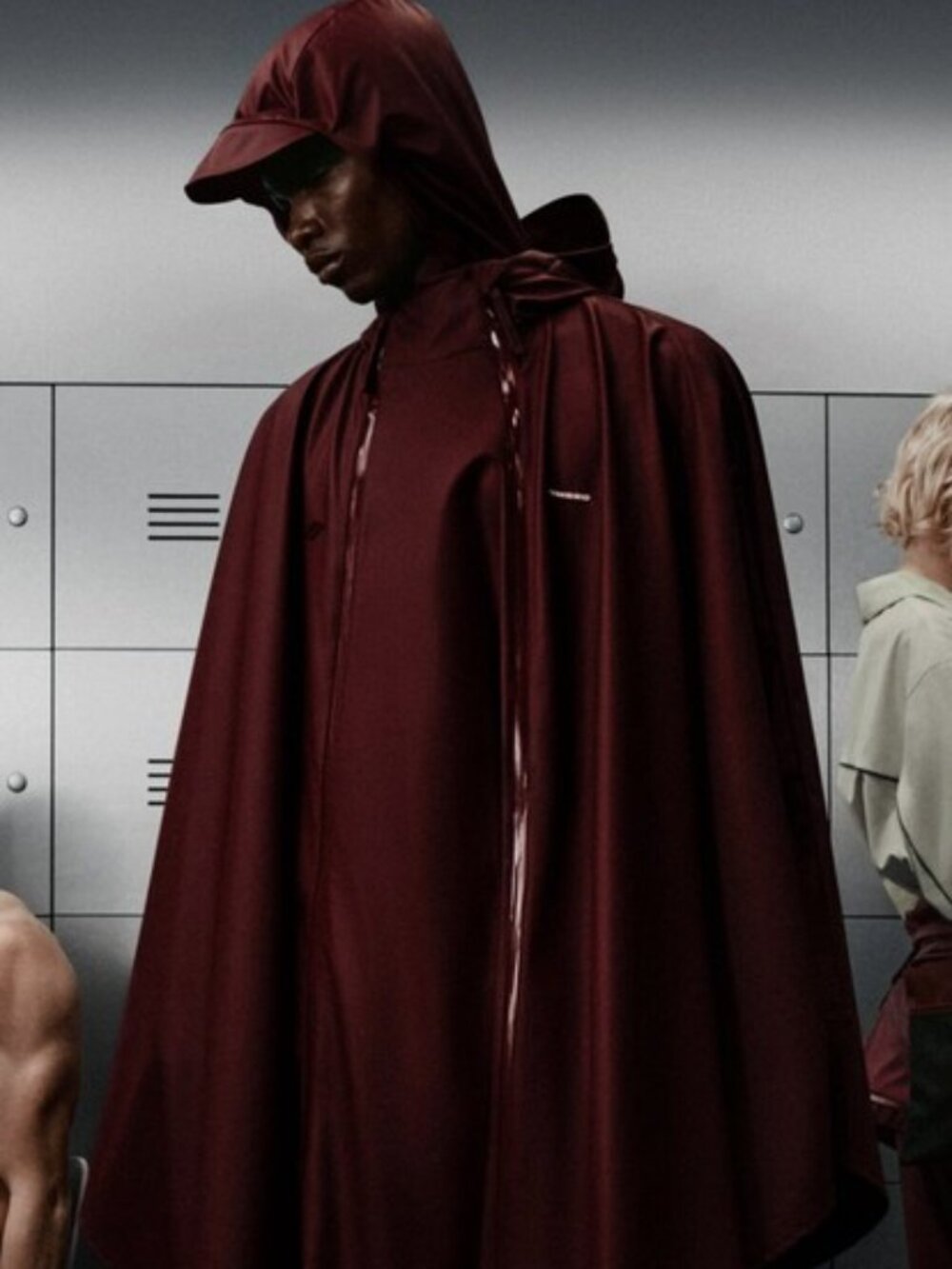 Rains x Umbro Apollo Cape in Maroon/Burgundy (L)